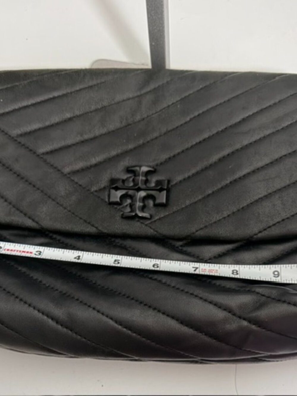 TORY BURCH - KIRA CHVRON CONVERTIBLE SHOULDER BAG in Black - Picture 11 of 12